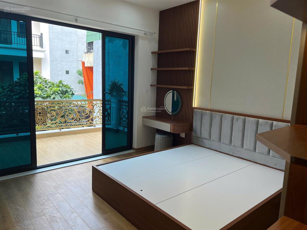 Hàng hiếm tại ngõ 39, xuân đỗ, 15 tỷ, 101m2, 3pn, 2wc, 4 tầng, pháp lý đầy đủ