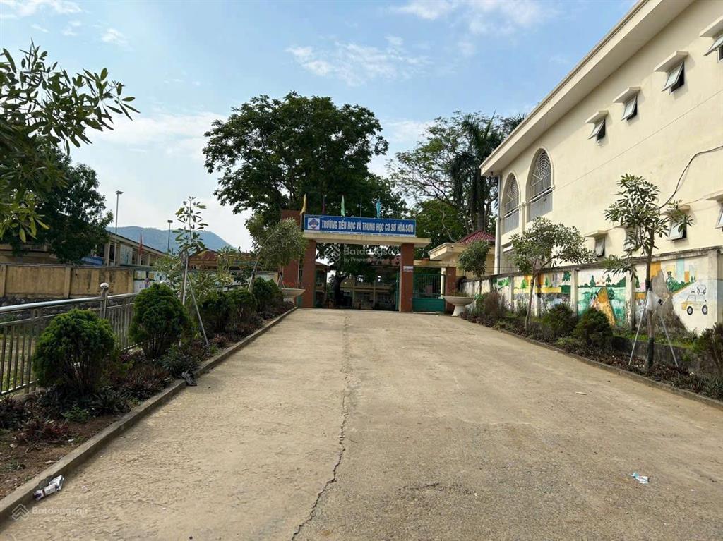 Bán đất cạnh trường tiểu học hoà sơn, quốc lộ 6, 1,5 tỷ, 80m2, giá tốt, uy tín