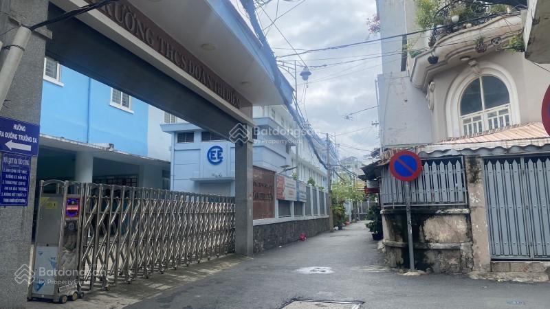 5.9 tỷ quận 3 lê văn sỹ 48m2 ngang 4m hiếm hẻm ba gác thông 2 tầng hoàn công đủ