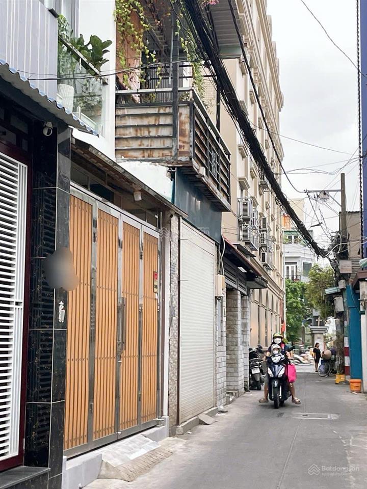 Nhà đẹp gần aeon, đh công thương, 2lầu sân thượng, xe hơi thôngtân phú