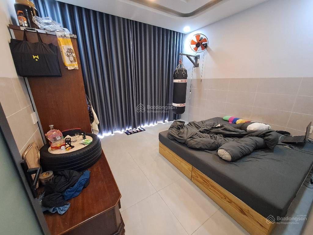 Nhà đẹp gần aeon, đh công thương, 2lầu sân thượng, xe hơi thôngtân phú