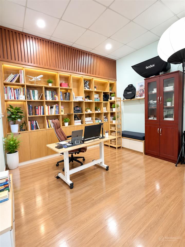 Hiếm bán, cam kết không đúng đền, ngay siêu thị aeon mall tân phú. dt 4x21x2 tầng x 2 phòng ngủ