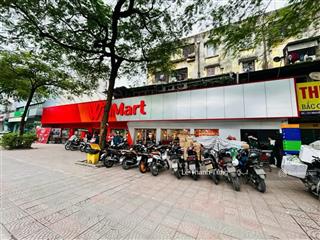 Cho thuê nhà mặt phố nguyễn văn cừ,dt 700m2 x 4t,mt 40m đẹp nhất phố, kinh doanh cải tạo thoải mái