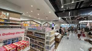 Cho thuê nhà mặt phố nguyễn văn cừ,dt 700m2 x 4t,mt 40m đẹp nhất phố, kinh doanh cải tạo thoải mái