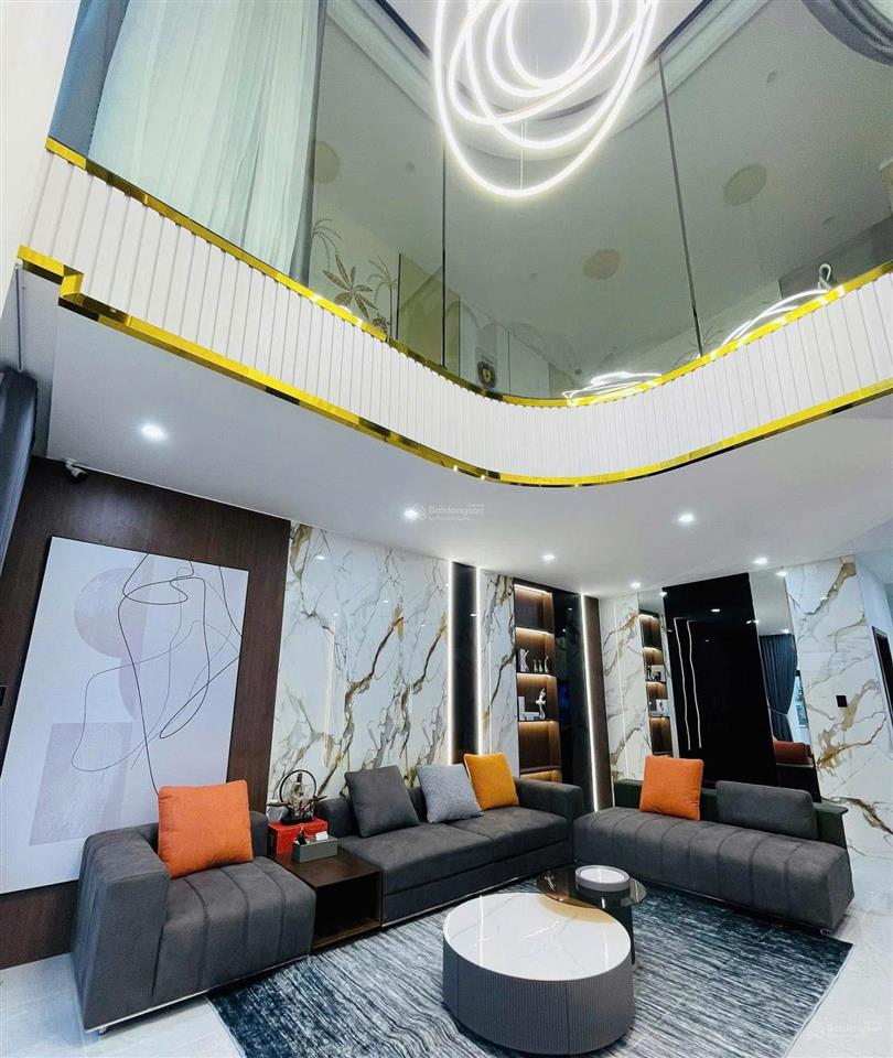 Siêu phẩm nhà đẹp 5 tầng 2 mặt tiền phố bình hà, view hồ sinh thái đống đa, dt 90m2