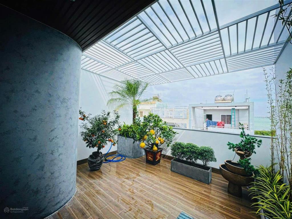 Siêu phẩm nhà đẹp 5 tầng 2 mặt tiền phố bình hà, view hồ sinh thái đống đa, dt 90m2
