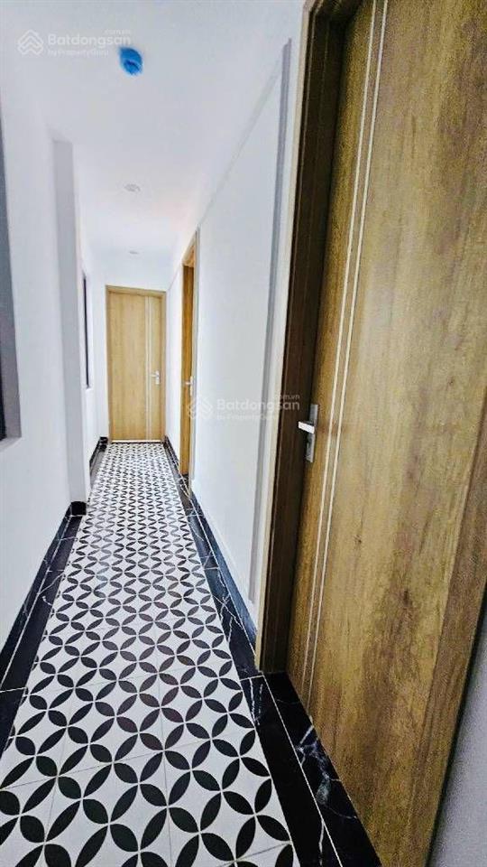 Ccmn  chdv  tây sơn, đồng đa  sát phố  thoáng trước sau  dòng tiền 140 triệu /tháng