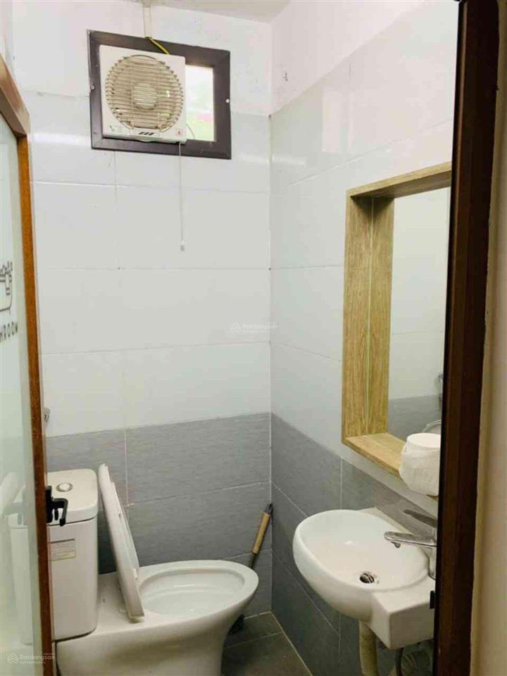 Bán nhà đẹp gần ô tô 2 thoáng ở ngay giá chỉ 5,5 tỷ diện tích 26/30m kết cấu 4 tầng