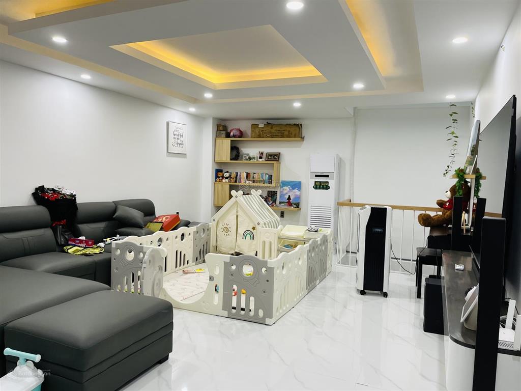 Bán nhà riêng tại 59/31, phan chu trinh, p. 2, vũng tàu, 9,99 tỷ, 83 m2, hàng hiếm!