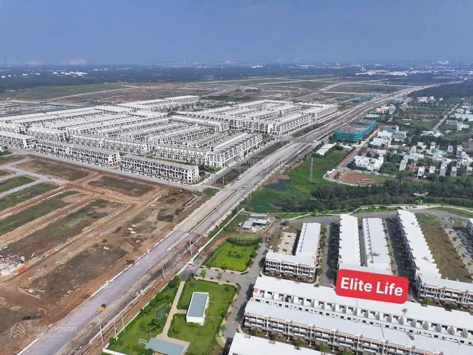 Bán nhà phố elite life long hậu giá 3,8tỷ nhà hoàn thiện ngoài, thô trong, dt 5x16