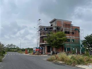 Chính chủ cho thuê nhà hoàn thiện ngoài thô trong kdc thanh nhựt, nhà bè, 1 trệt 2,5 lầu