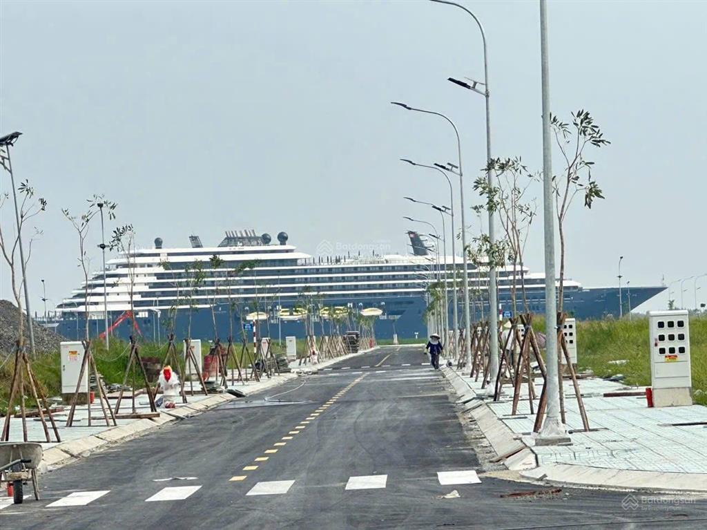 Đất nền cách trung tâm 25p lái xe  da hiệp phước habour view, đường 12m giá 1ty470