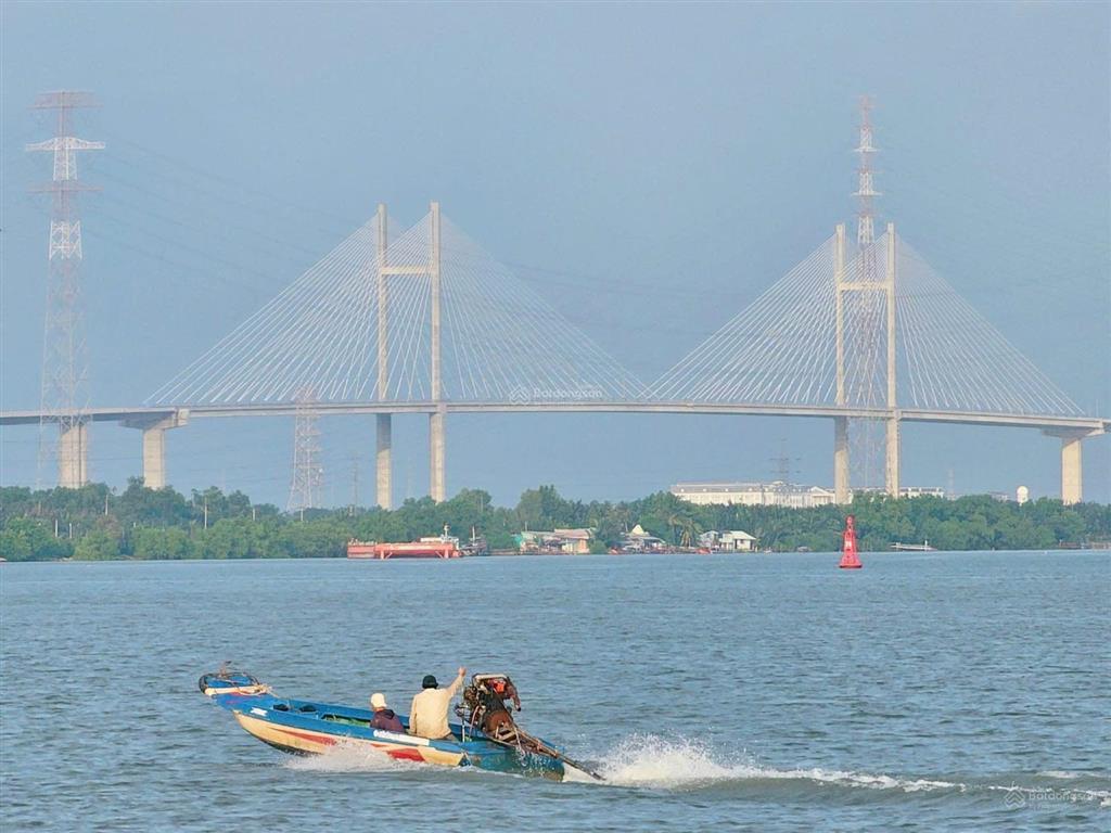 Chuyển nhượng gần 1.230m2 mặt tiền hơn 25m địa thế đất nở hậu như túi lộc, xã nhơn đức, nhà bè