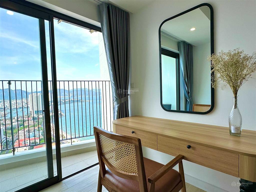 Cho thuê căn hộ gold coast  vị trí ngay trung tâm view biển  full nội thất
