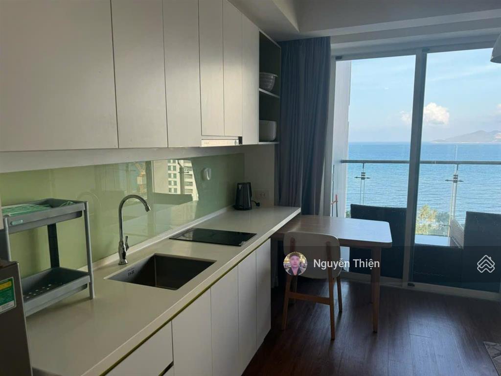 Cho thuê căn hộ studio view biển tòa nhà tui blue (ariyana) 18 trần hưng đạo