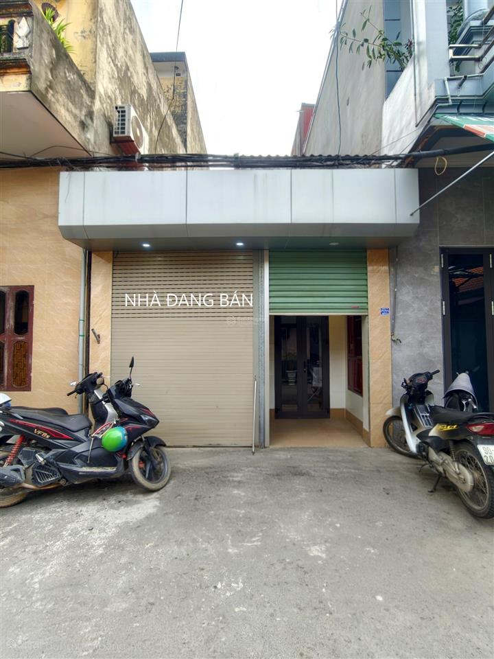 Nhỉnh 2 tỷ nhà đẹp dân xây 2 tầng ở ngay, nội thành phủ lý