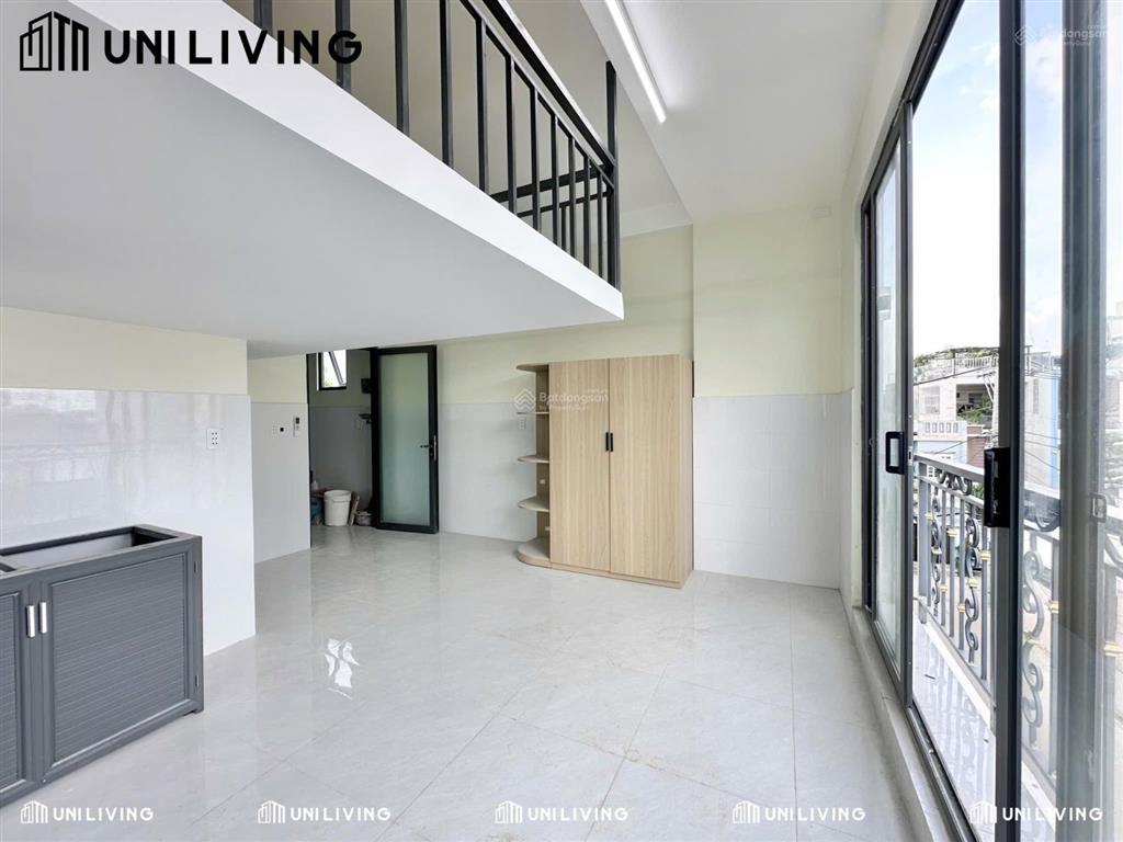 Duplex ban công mặt tiền cực thoáng sẵn nội thất ngay phạm văn đồng