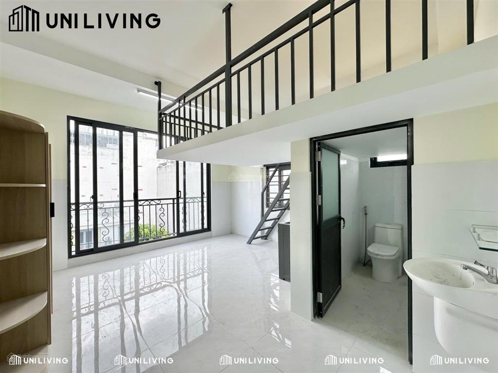 Duplex ban công mặt tiền cực thoáng sẵn nội thất ngay phạm văn đồng