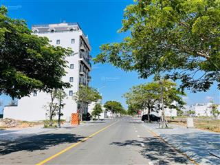 Chính chủ bán lô 384m2 giá 4,5tỷ cách biển 200m  đường 20m  gần chợ cần giờ  sổ sẵn