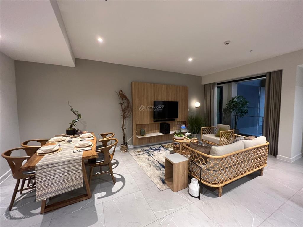 Bán căn hộ vinhomes ba son 3 phòng ngủ view thảo cầm viên 110m2 sổ hồng giá hot dự án