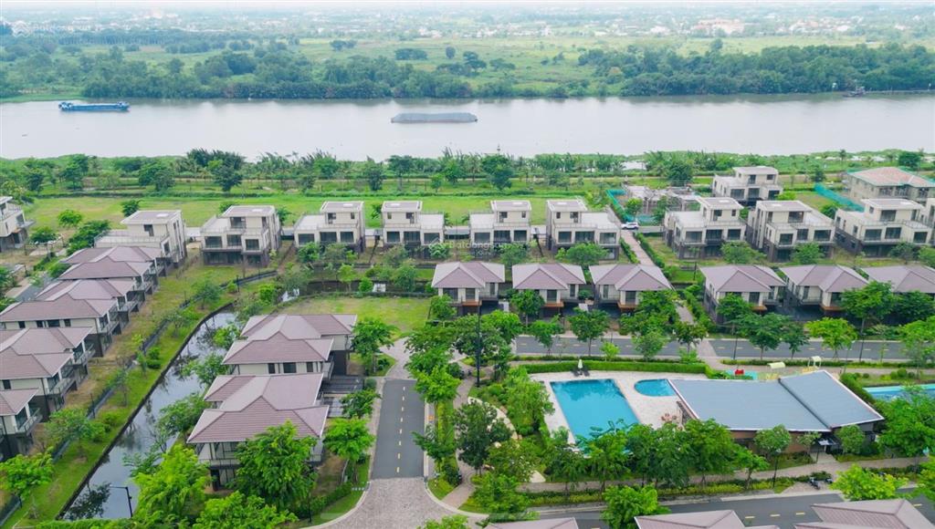 Tiết kiệm ngay 5tỷ khi mua dinh thự ven sông waterpoint, ưu đãi lãi suất đến 2027