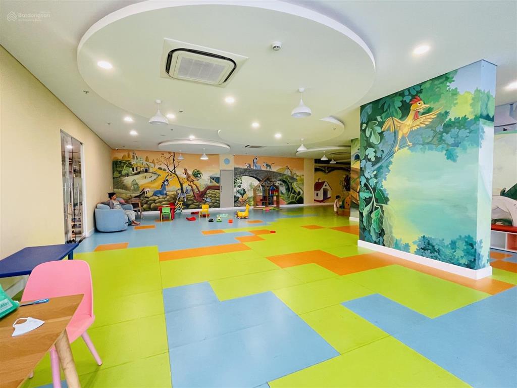 Bán căn hộ 56m2 mizuki park đã có sổ hồng chỉ cách trường rmit 7 phút, tặng nội thất điện tử