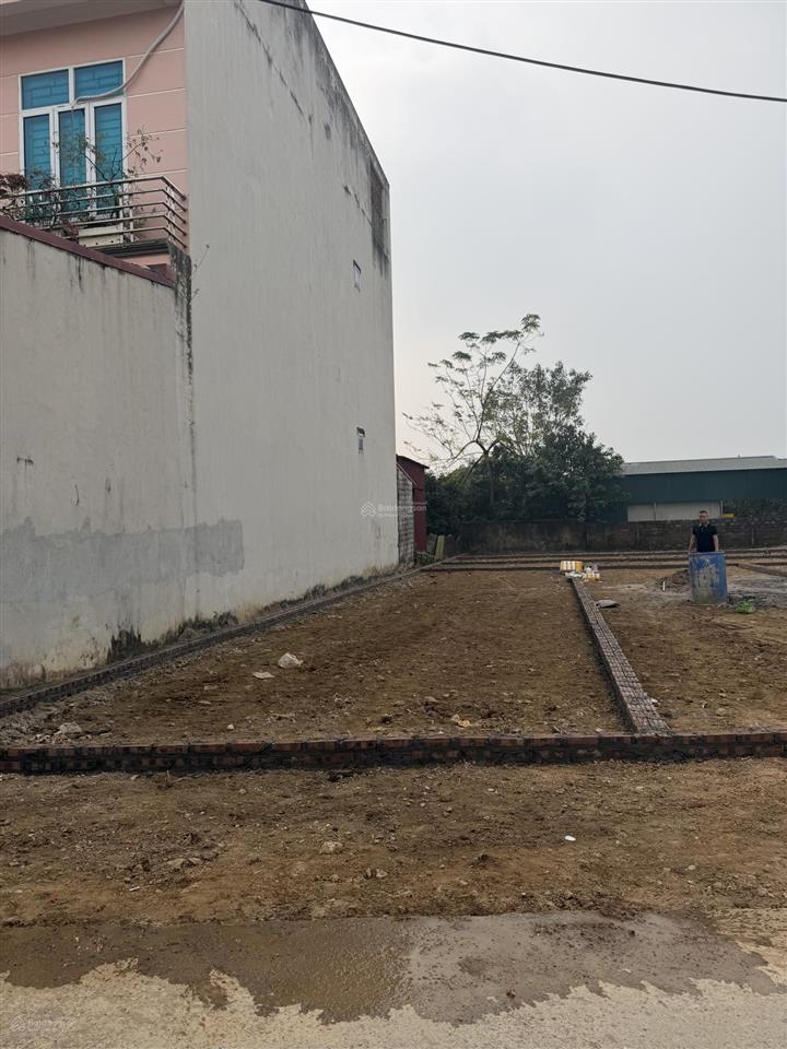 Hàng kinh doanh quý ac  em tình