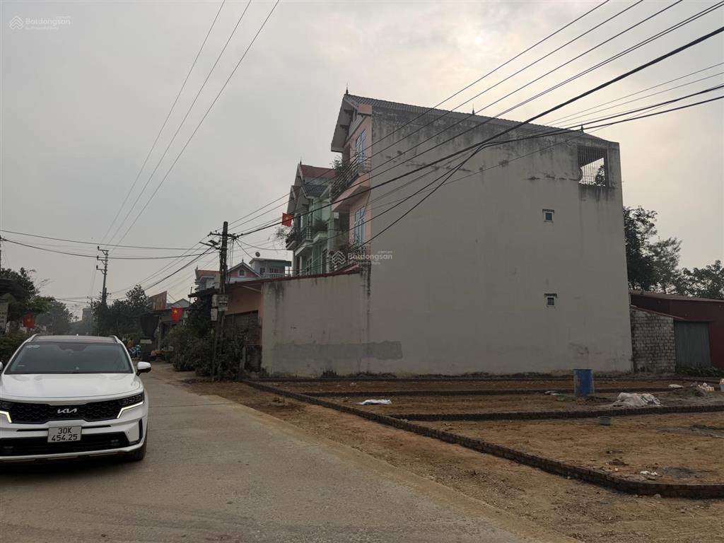 Hàng kinh doanh quý ac  em tình