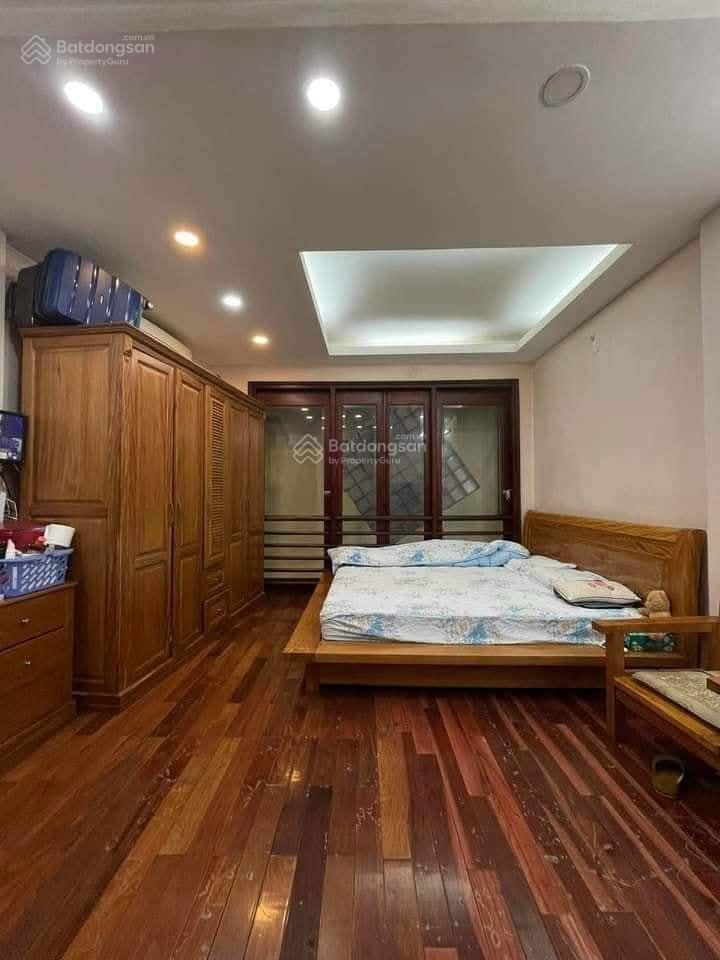 Phân lô oto đỗ cửa phố kim ngưu  hbt, vị trí đẹp, bạt ngàn tiện ích, sổ nở hậu, giá nhỉnh 13 tỷ ch