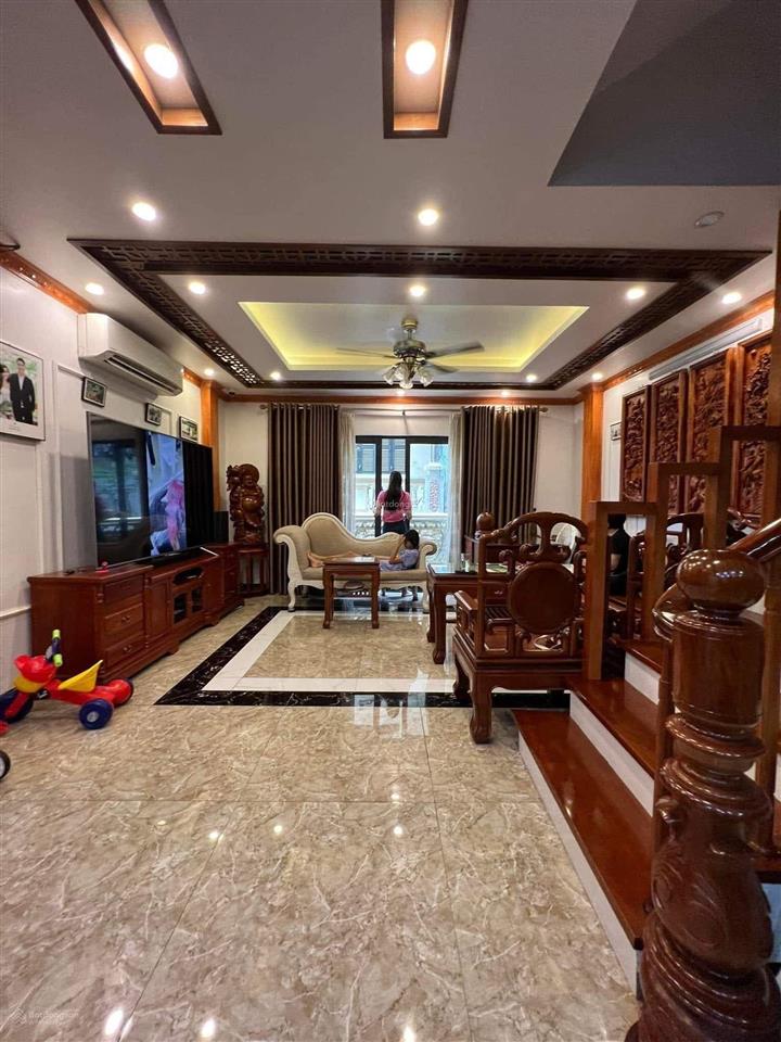 Phân lô oto đỗ cửa phố kim ngưu  hbt, vị trí đẹp, bạt ngàn tiện ích, sổ nở hậu, giá nhỉnh 13 tỷ ch