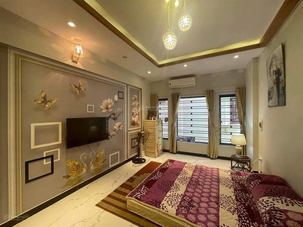 Phân lô ôtô đỗ cửa phố kim ngưu  hbt, vị trí đẹp, bạt ngàn tiện ích, sổ nở hậu, giá nhỉnh 13 tỷ