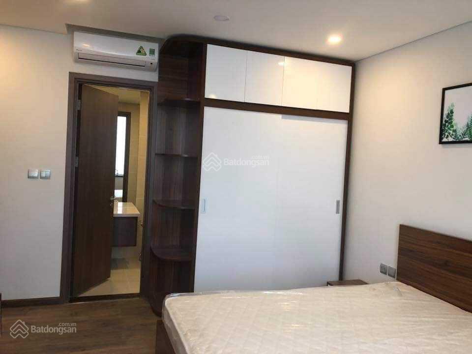 Cần bán gấp căn hộ 2pn, dt 47m2 ở tòa ct3 kđt mới nghĩa đô  106 hqv. giá bán 5,2 tỷ  0979 062 ***