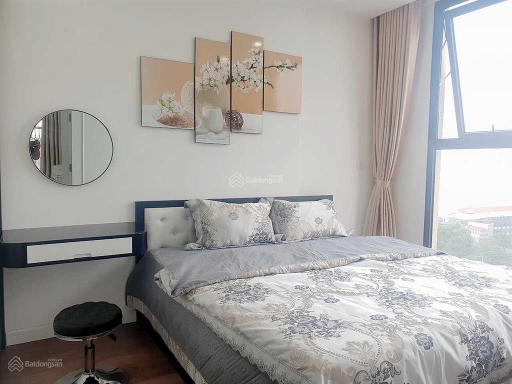 Chính chủ cần bán gấp căn hộ ở tòa ct1789 xuân đỉnh dt 70m2, 2pn full đồ giá 7,3 tỷ  0979 062 ***