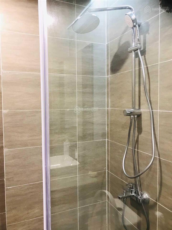 Chính chủ cần bán gấp căn hộ ở tòa ct1789 xuân đỉnh dt 70m2, 2pn full đồ giá 7,3 tỷ  0979 062 ***