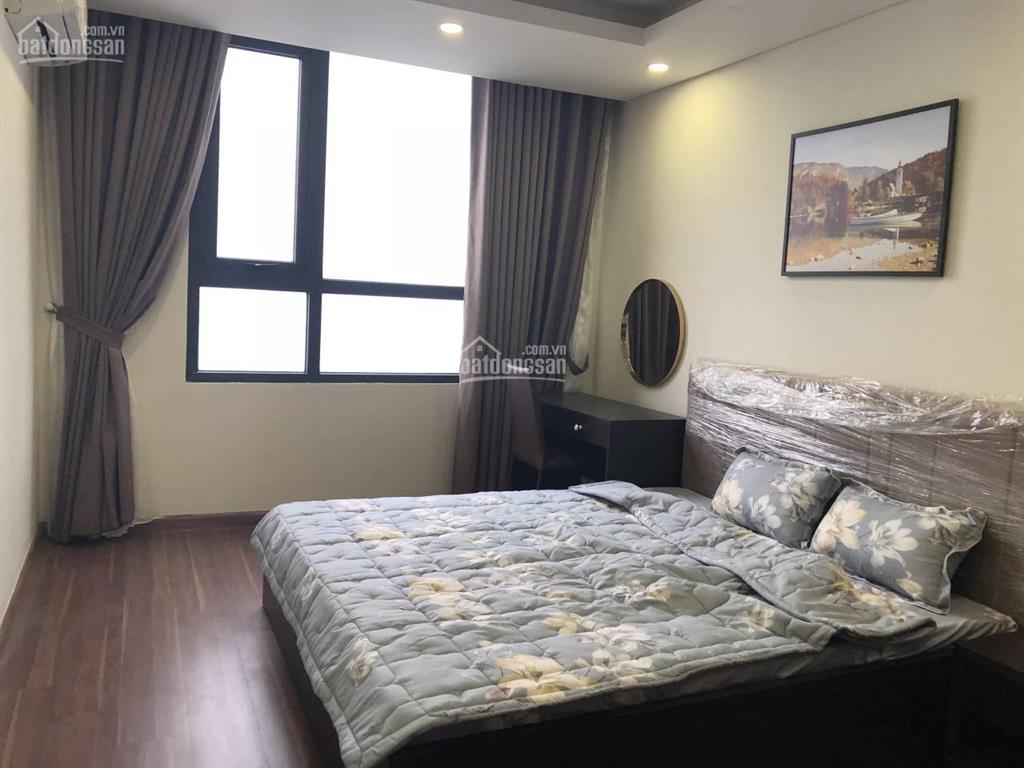 Cần cho thuê căn 3pn, dt 136m2 ở cc học viện quốc phòng full đồ cao cấp. giá 15 triệu  0979 062 ***