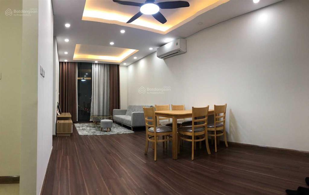 Cần cho thuê gấp căn hộ chung cư ở kđt mới nghĩa đô 75m2, 2pn full đồ. giá 12 triệu  0979 062 ***