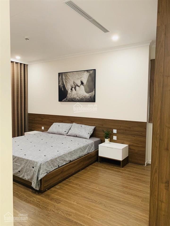 Cho thuê gấp căn hộ 3pn, dt 110m2, tòa ecolife tây hồ full đồ đẹp. giá 16 triệu/th.  0979 062 ***