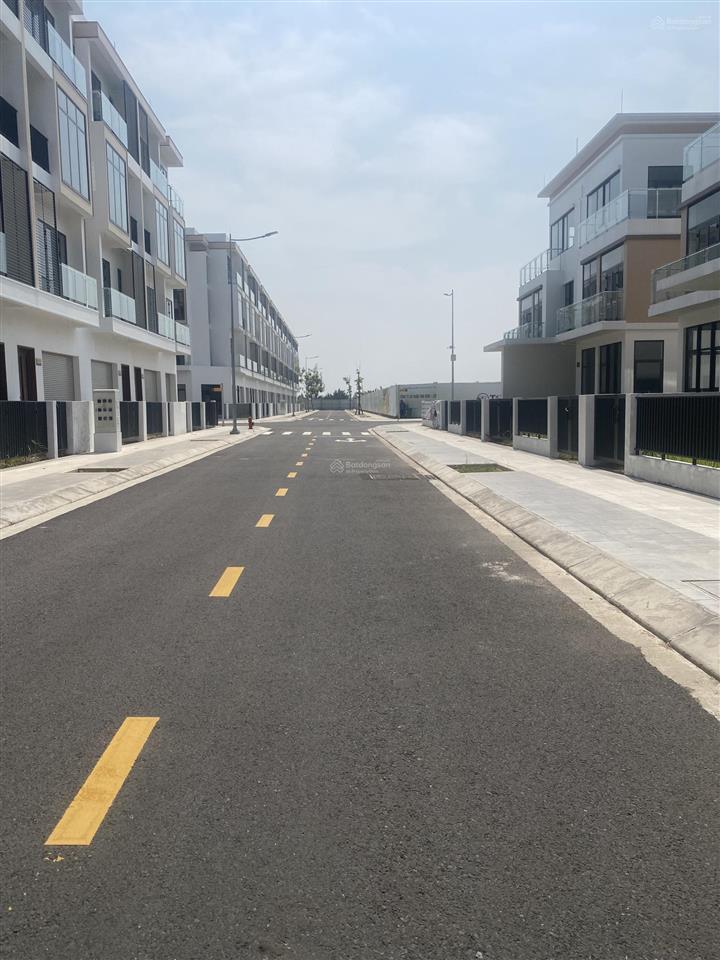 Shophouse mặt tiền phố đi bộ t&t millennia long hậu giá 7,5 tỷ