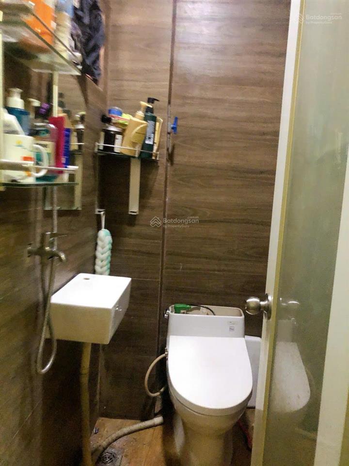 Bán nhà mặt tiền đường khánh hội, 6,6 tỷ, 20m2, 3pn, 3wc, 5 tầng
