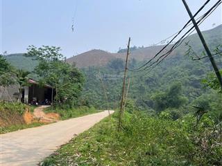 Cần bán gần 2 ha có 400 m2 thổ cư, mặt tiền 130 m, bám suối, cách thị trấn 2 km, pháp lý đầy đủ