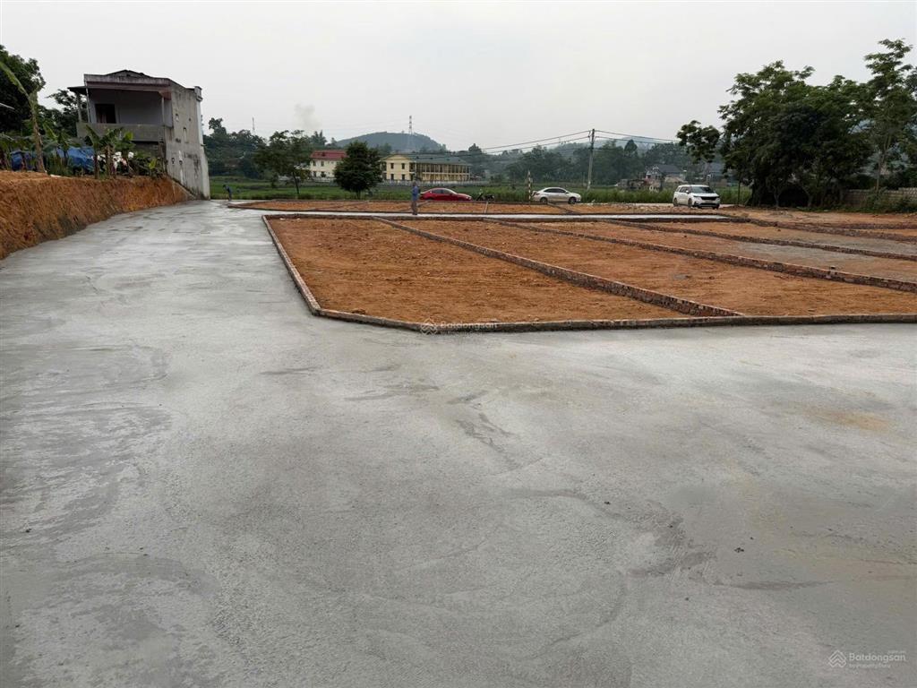 Bán đất tại xã phù ninh, phú thọ, giá hơn 400triệu, 100m2, mặt tiền 5m, pháp lý đầy đủ