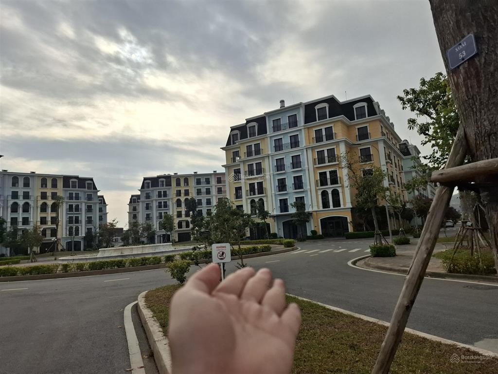 Hot chính chủ liền kề nhà aqua city hạ long veiw nhìn ra quảng trường &nhạc nước