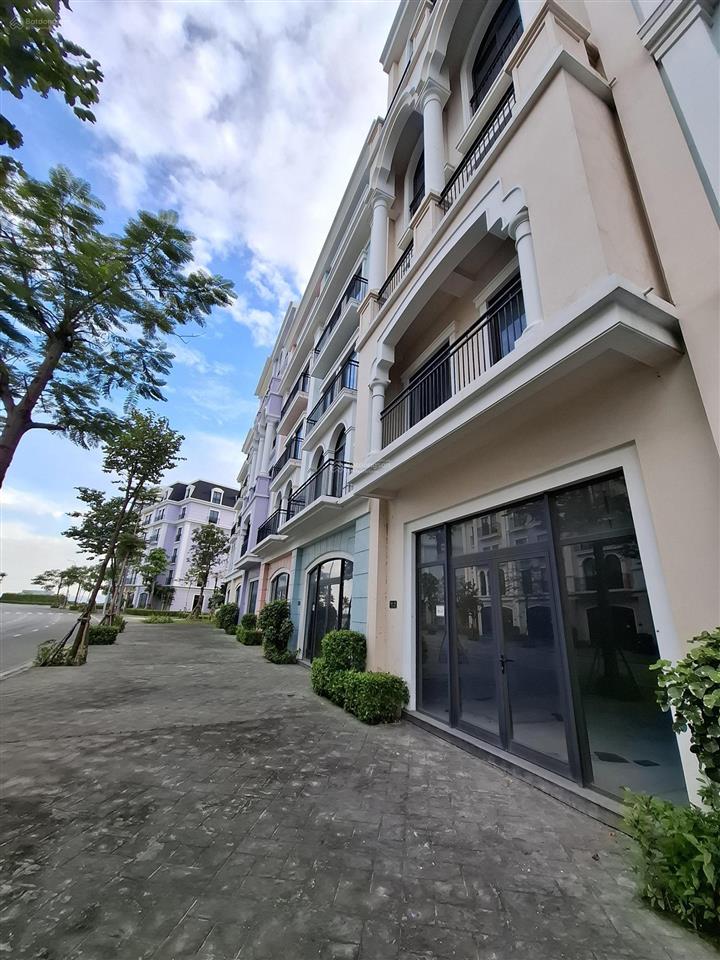 Hot chính chủ liền kề nhà aqua city hạ long veiw nhìn ra quảng trường &nhạc nước