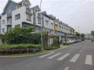 Cần bán gấp căn lk sanho mặt đường hướng nam ra biển full nội thật mới