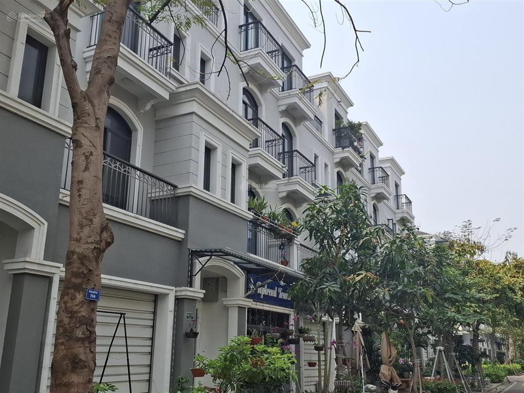 Bán gấp căn grand bay town house hướng đông nam rẻ nhất thị trường,hơn 9ty