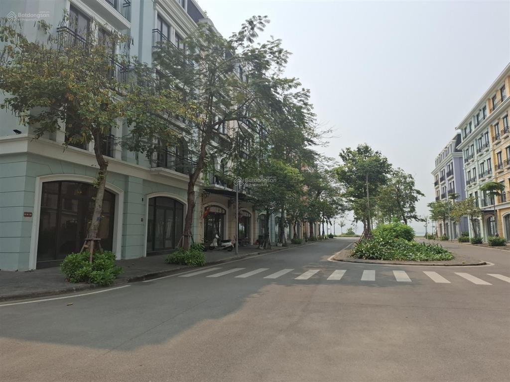 Chỉ 8ty4 sáng tên luôn căn harbor trục đường chính , gần ngay chung chư the sea cbi xây.