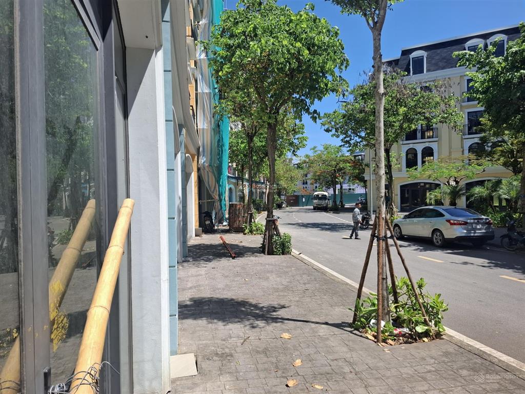 Hot, duy nhất 1 căn harbor bay đường đôi gần biển giá tốt chỉ 7tỷ7