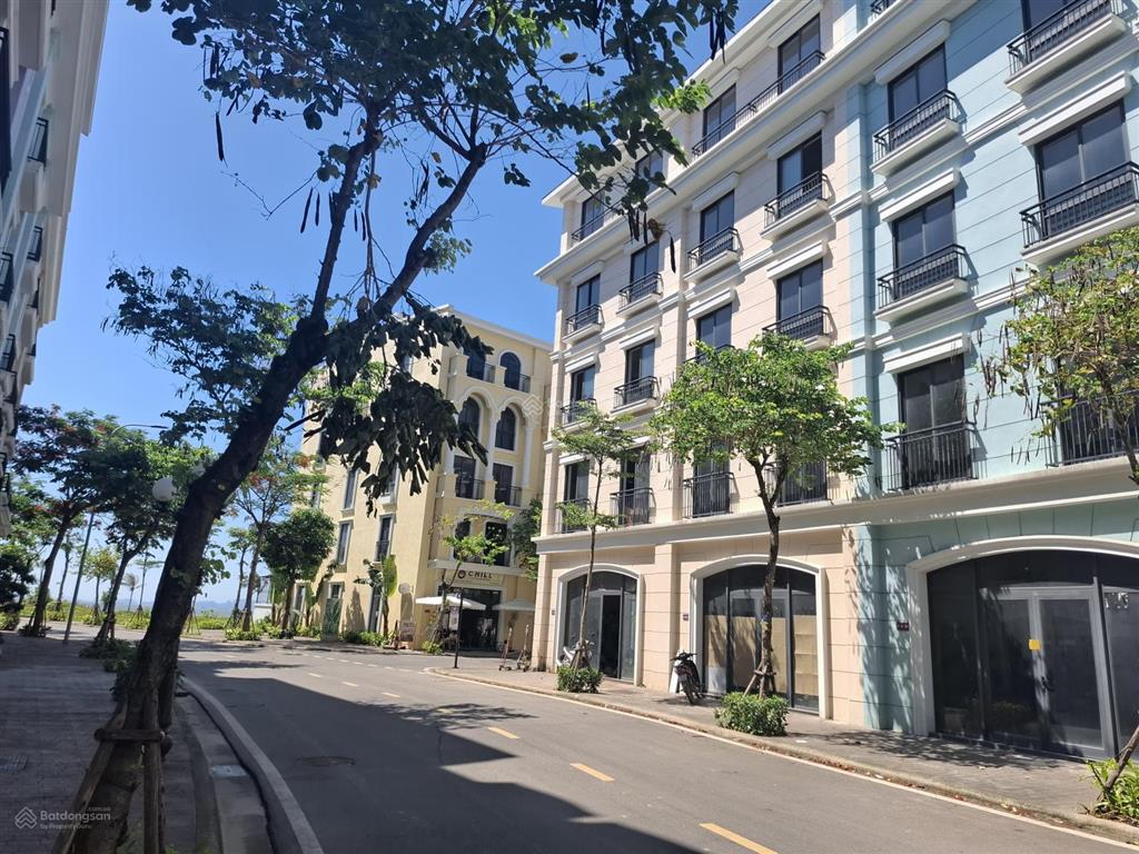 Quyết bán căn harbor bay giá tốt gần biển  đường đâm phù hợp về vận hành home