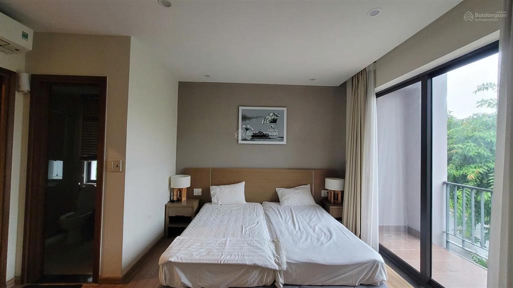 Cần bán nhanh căn góc lotus residences hạ long view bể bơi giá tốt dự án chỉ hơn 9 tỷ.