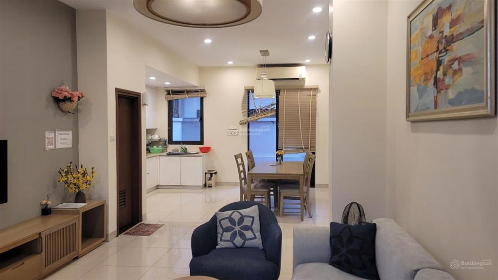 Cần bán nhanh căn góc lotus residences hạ long view bể bơi giá tốt dự án chỉ hơn 9 tỷ.